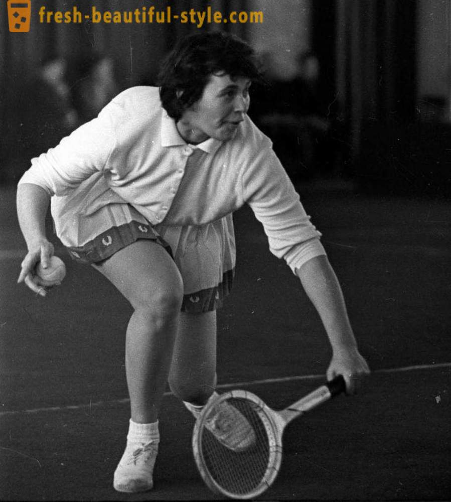 Anna Dmitrieva: életrajz, születési dátum, elérve a karrier a tenisz és a sport kommentátor