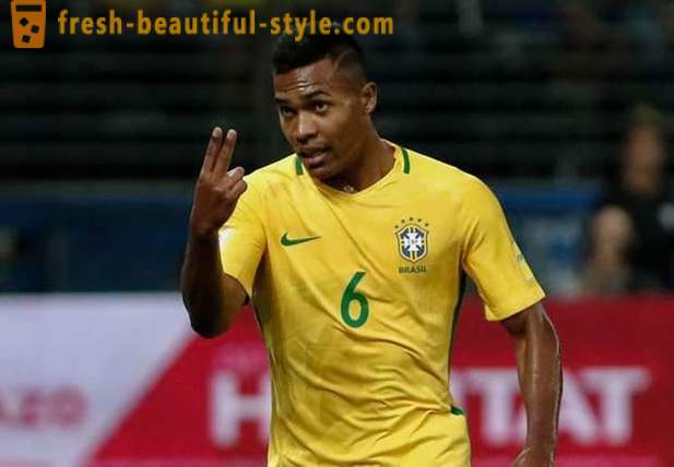 Alex Sandro: a rövid története a brazil labdarúgó karrierjét