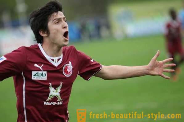 Serdar Azmun: Karrier iráni focista, 