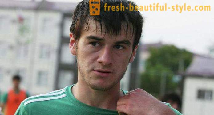 Rizwan Utsiev: Karrier orosz focista (védő a klub „Ahmad”)