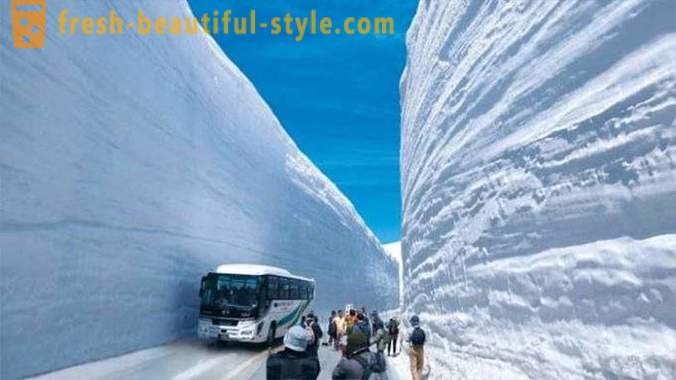 Csodálatos hó folyosó Japánban