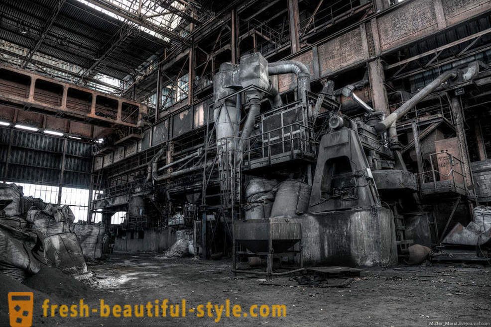 Séta az elhagyott gyár Belgium