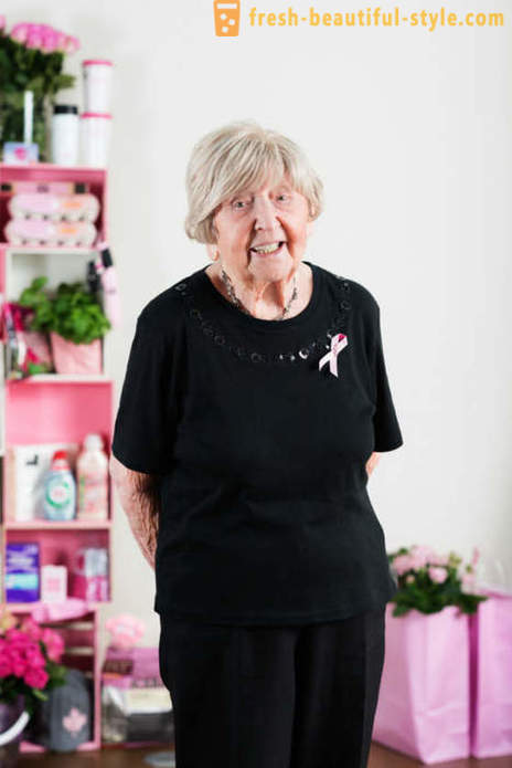 106 éves Dagny Carlsson Svédország - a felesleget női blogger