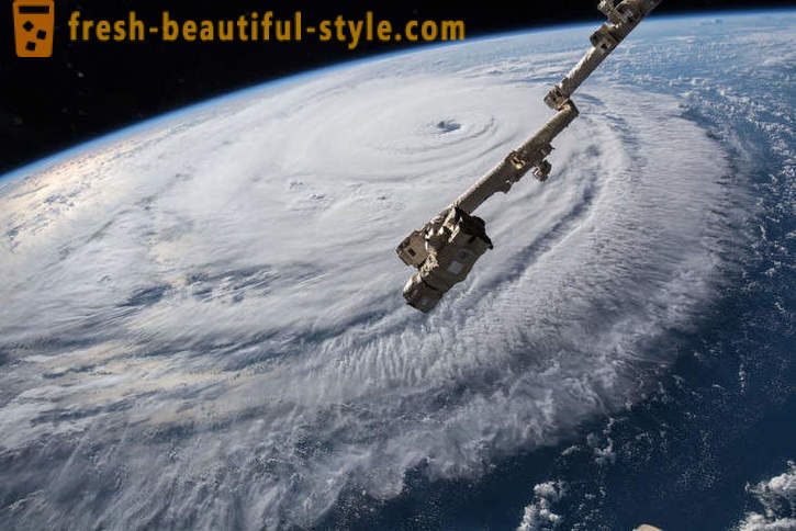 Hurricane „Florence” űrből