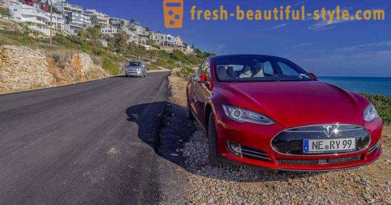 A tulajdonos a „Tesla” nem jelentett hibák és fél éves