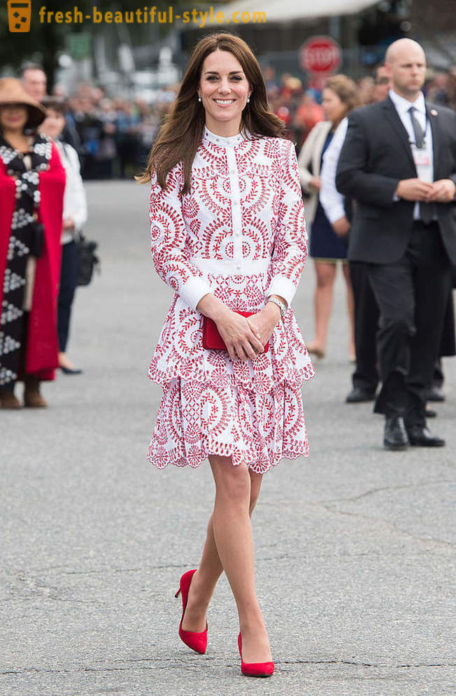 Amikor a kifogástalan stílus Kate Middleton törte meg a királyi dress code