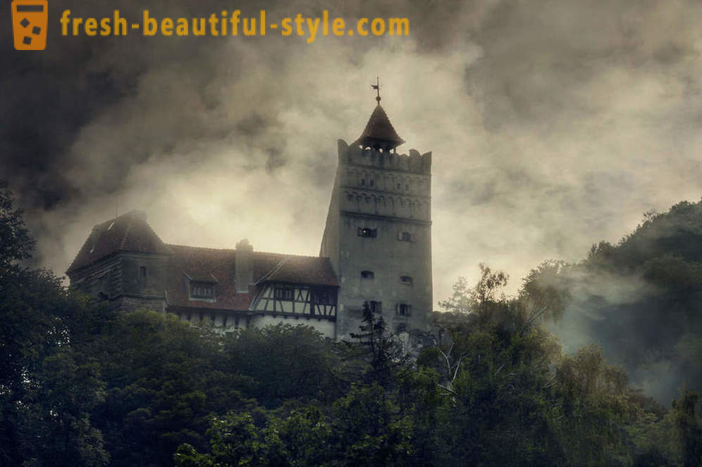 Castle Dracula: Erdély névjegykártya