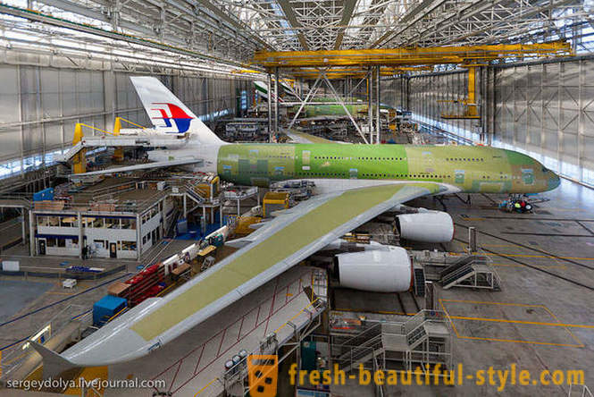 Hogyan építsünk az A380 és hogyan néznek ki belülről