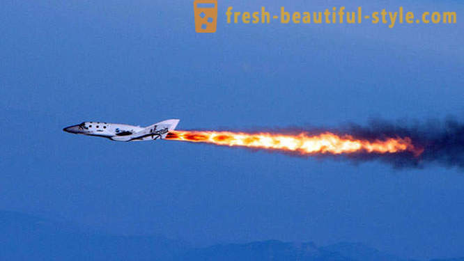 Séta a roncs az amerikai SpaceShipTwo