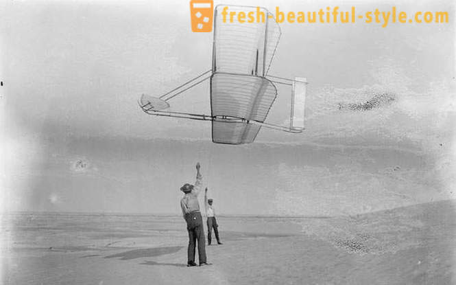 Az első emberes repülést repülőgéppel