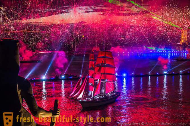 Amint azt Scarlet Sails 2014 St. Petersburg