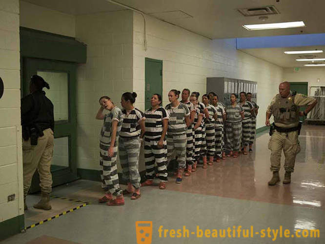 Hétköznap női fogvatartottak egy amerikai börtönben