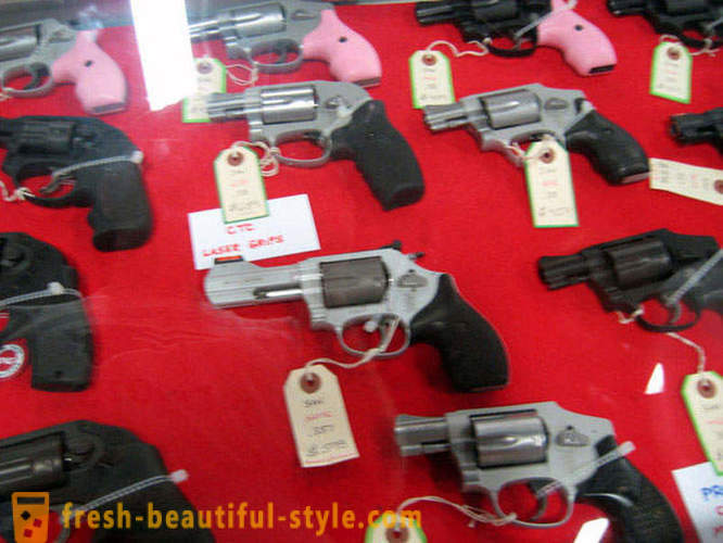 Kiállítás és értékesítése fegyverek az USA-ban
