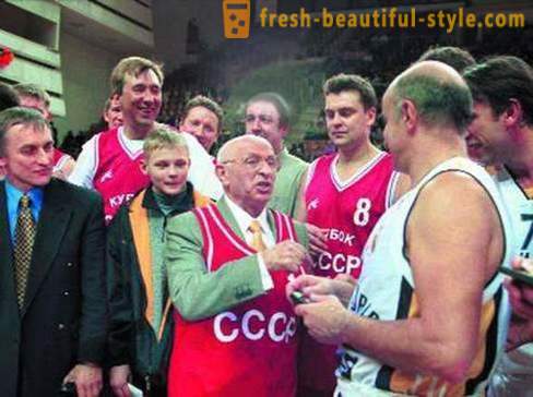 Alexander Gomelsky: coaching karrier, díjak, érmek és személyes élet legendák