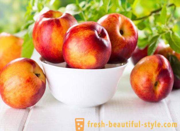 Milyen gyümölcsöket lehet enni a fogyás: a termékek listáját