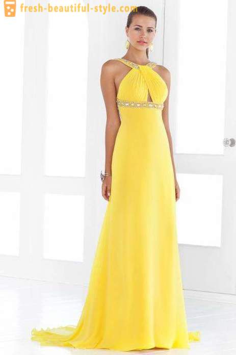Sárga ruha: lehetőség a tavaszi és nyári