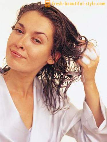 Mousse a haj: hogyan kell kiválasztani, és melyik a jobb? Festék-mousse hajhab formázáshoz és térfogata: felhasználói értékeléseket, valamint tippeket stylist